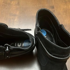 Black Suede Like Ankle Boots!